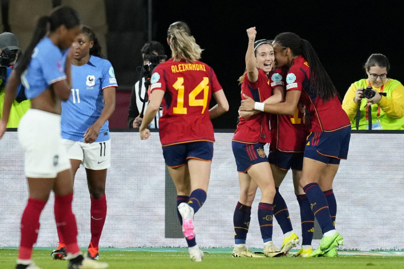 France - Spain: still no title for the Blues outclassed by La Roja, the match summary