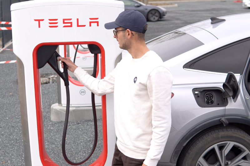 Tesla's ultimate solution to avoid waiting at superchargers