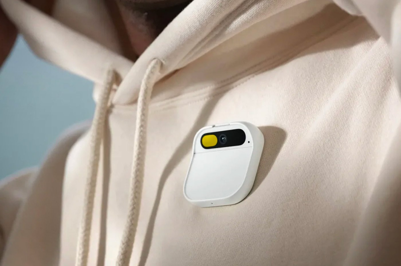This $699 pin allows you to communicate with ChatGPT