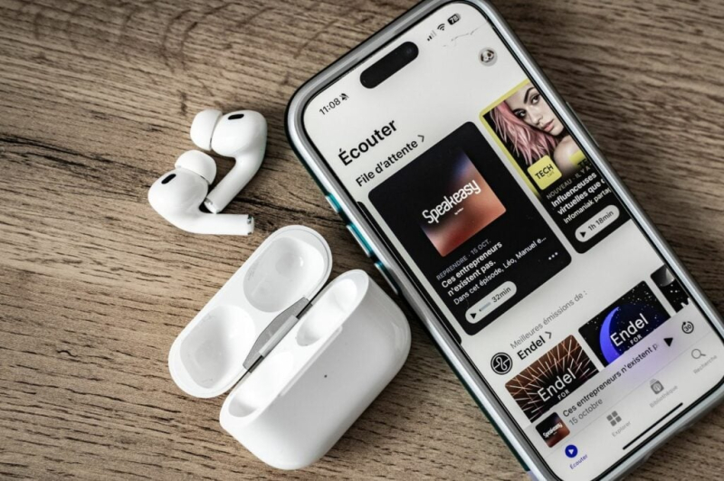 After Foot, Hondelatte Raconte, Les Grosses Têtes ...What are the most popular podcasts in 2023 at Apple?