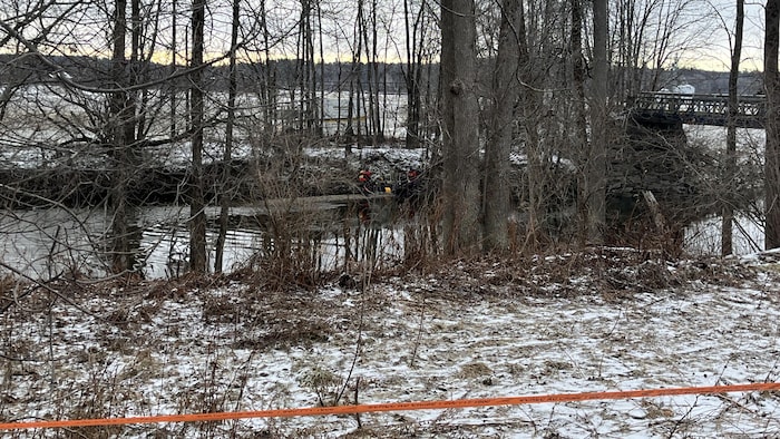 Searches in the Massawippi River: the body of a man was recovered