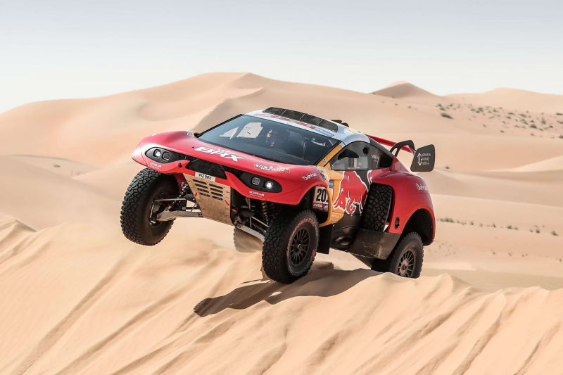 The French Sébastien Loeb (car) and Adrien Van Beveren (motorcycle) win the “48h chrono” stage of the Dakar