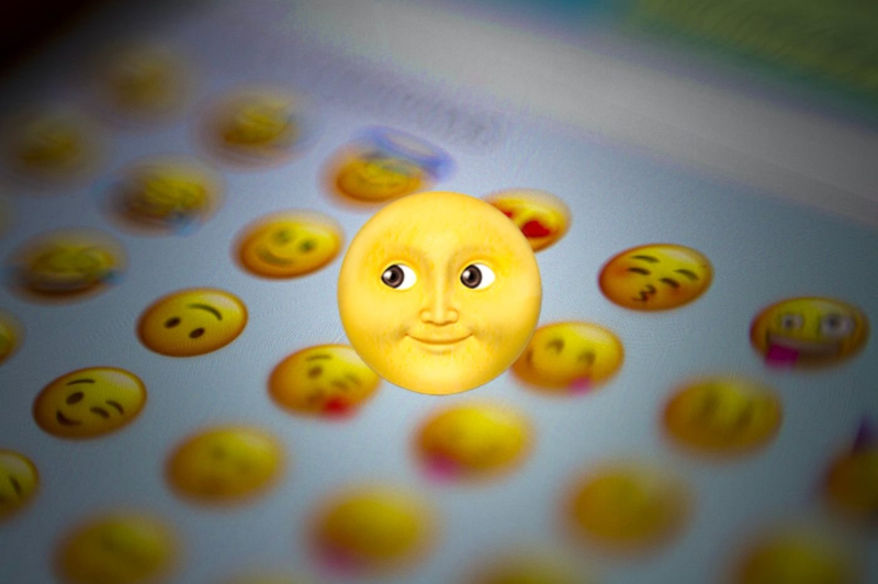 Because of a simple emoji, he is accused of stock fraud
