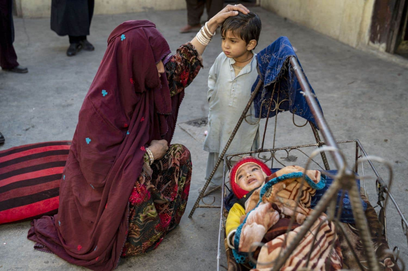 With winter, hunger in the stomach for millions of Afghans
