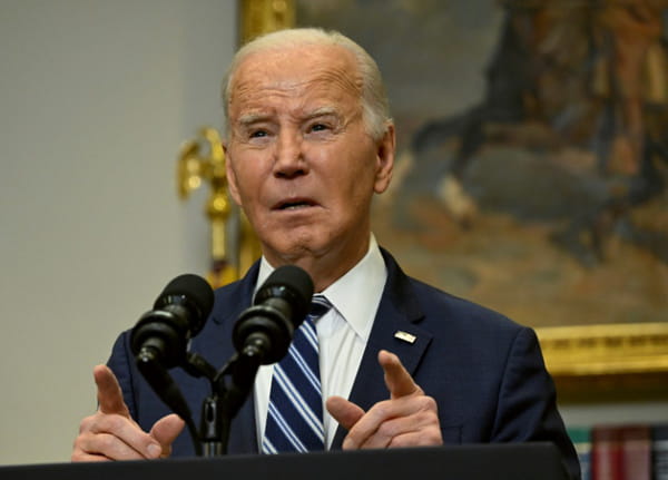 Biden calls Putin a “crazy bastard”, who jokes about “rude” remarks