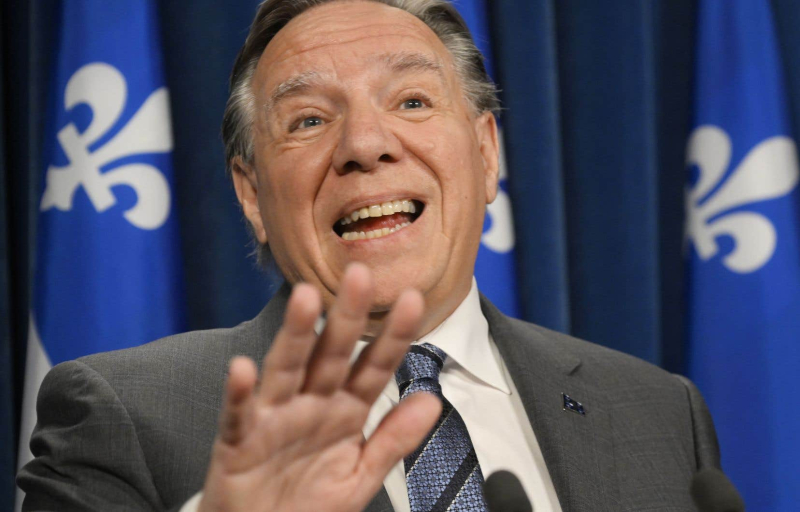 Legault cedes the title of “Captain Canada” to Coderre