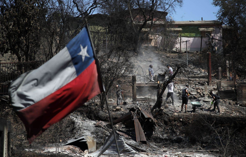 More than 300 people missing in Chile