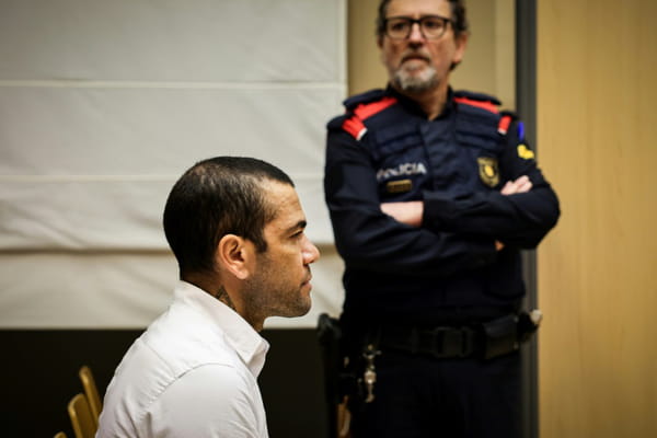 Spain: Dani Alves released from prison after paying one million euros bail