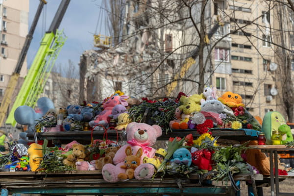 Ukraine: death toll from Russian strike against Odessa rises to 10
