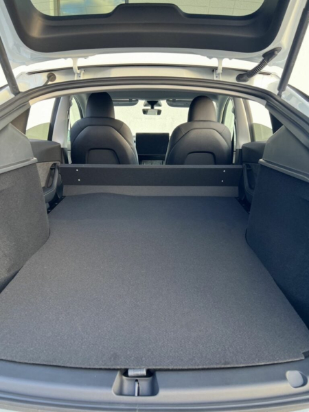 What is this new Tesla Model Y “2 seats” exclusive to France ?
