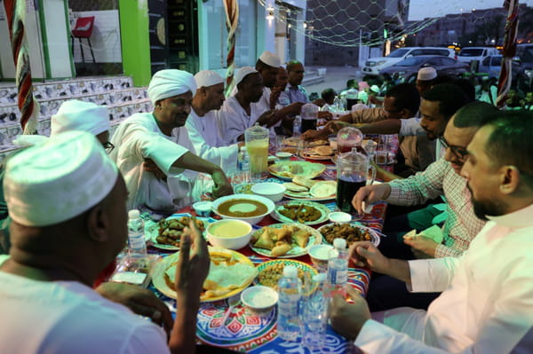 In Saudi Arabia, Sudanese try to forget the war in “little Khartoum”