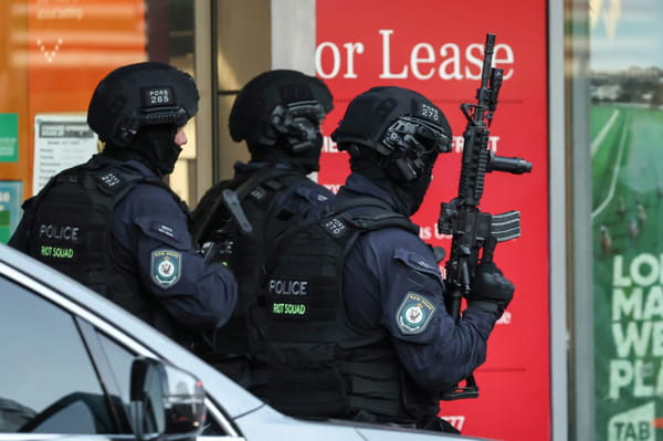Australia: at least six dead in Sydney knife attack