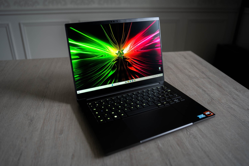 Razer Blade 14 (2024) review: big power in any backpack