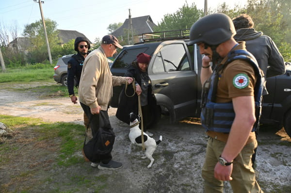 Ukraine: hundreds of people evacuated, Moscow claims the capture of six villages