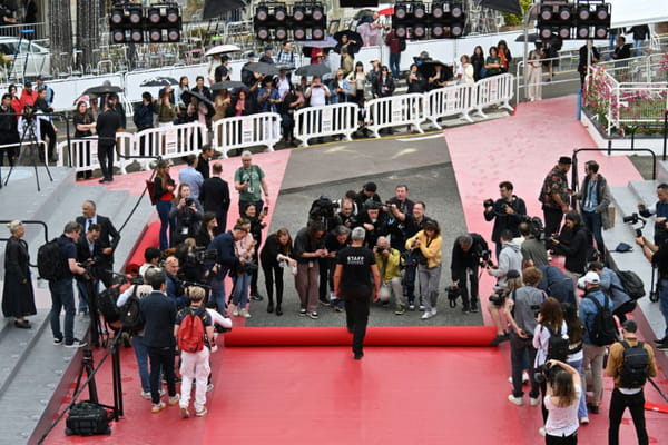 The 77th Cannes Film Festival opens, an Iranian filmmaker calls for help