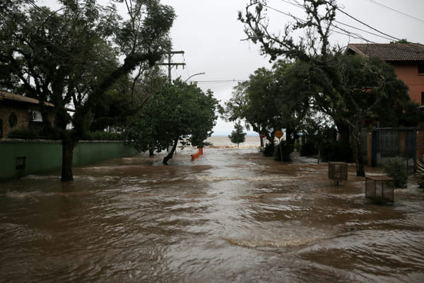 Southern Brazil on alert facing “endless drama” of floods