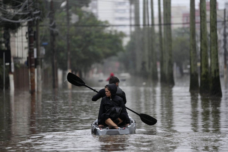 Southern Brazil on alert facing “endless drama” of flooding