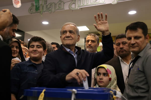 Iran: duel between a reformer and an ultraconservative for the presidential election