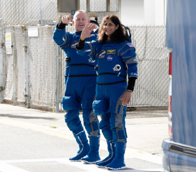 Boeing&#39;s space mission extended, what&#39;s still happening with the Starliner capsule ?