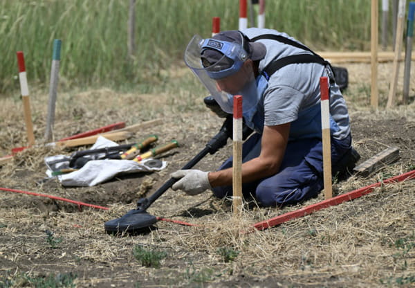 In Ukraine, women take over mine clearance