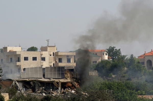 Israel bombs Gaza, outbreak of violence on the border with Lebanon