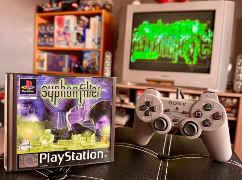 Re:Play #7: Siphon Filter, mid-Metal Gear/Tomb Raider/James Bond (which celebrates a quarter of a century)