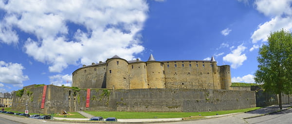 Voted favorite monument of the French, this immense castle is a treasure for all audiences