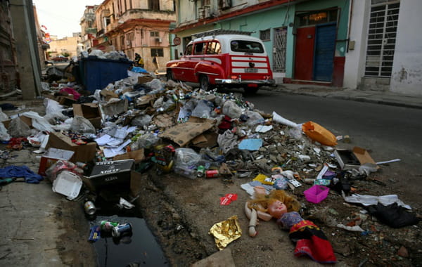 Cuba: Accumulation of waste pollutes an overwhelmed Havana