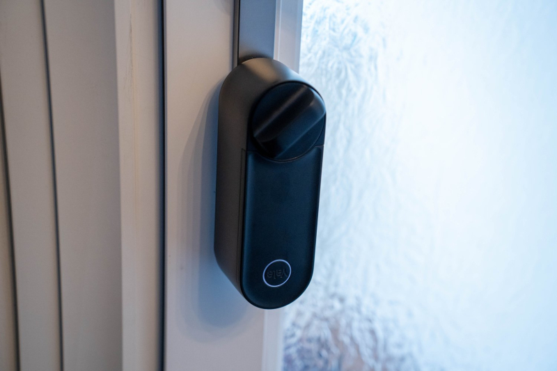 I tested the installation of a connected lock and doorbell for the first time