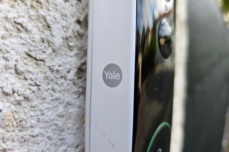 I tested the installation of a connected lock and doorbell for the first time