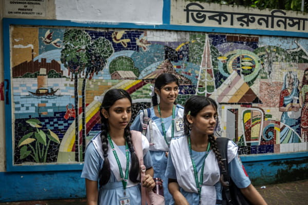 Bangladesh: Back to school after weeks of protests