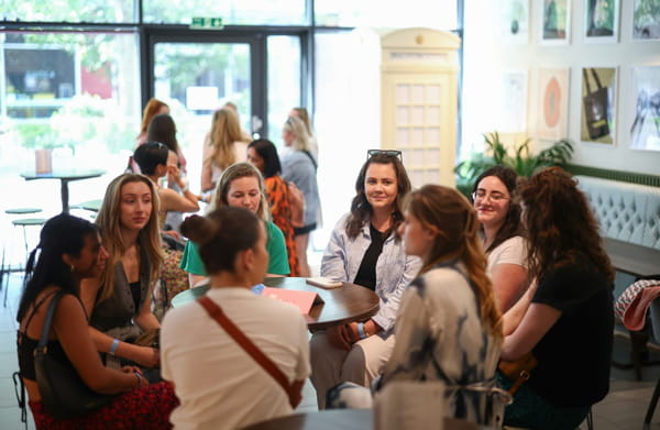 In London, a "speed dating" to find the ideal shared accommodation