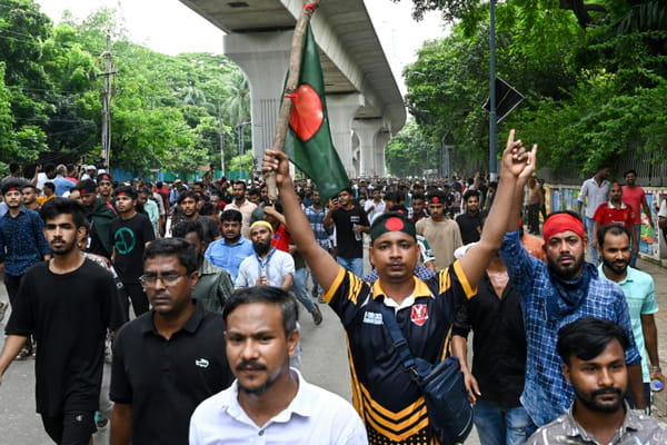 Violent protests in Bangladesh: at least 55 dead