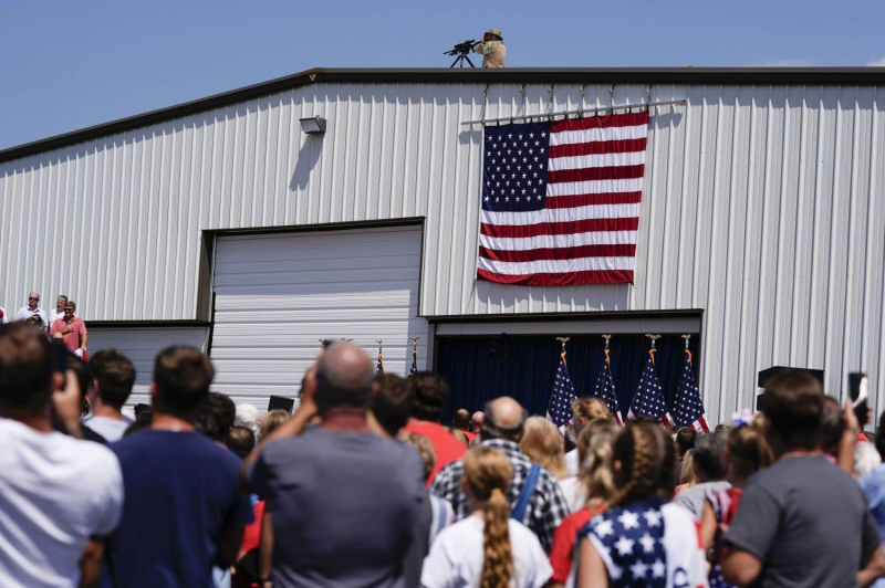 Trump&#39;s first outdoor speech since assassination attempt