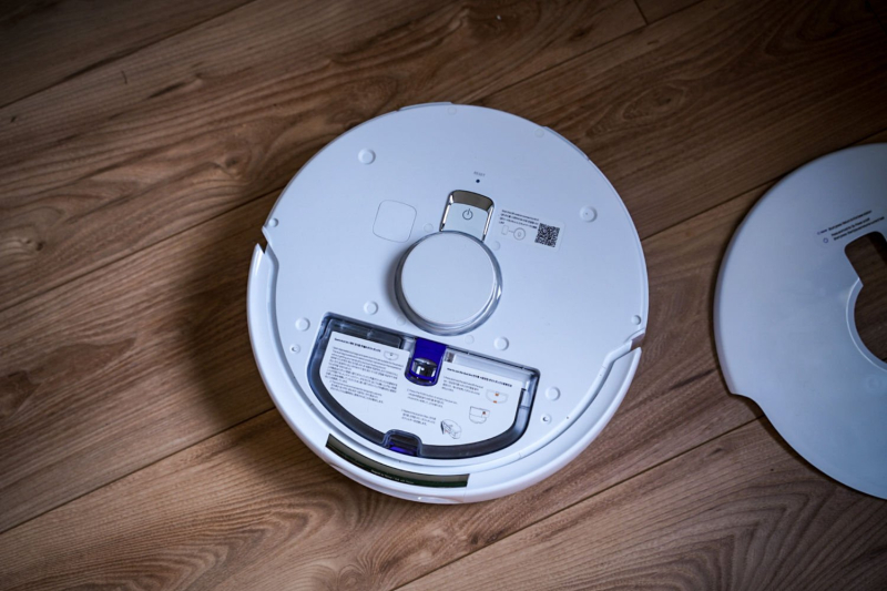 Narwal Freo X Ultra Review: Is the New Kid on the Robot Vacuum Market Worth It ?