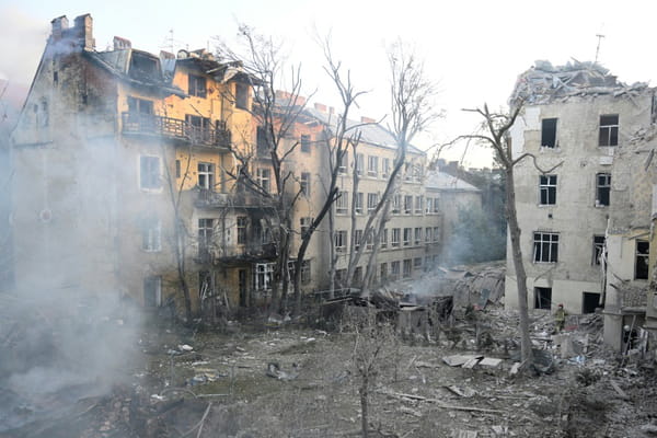 Ukraine: Deadly Russian strike in Lviv, major cabinet reshuffle