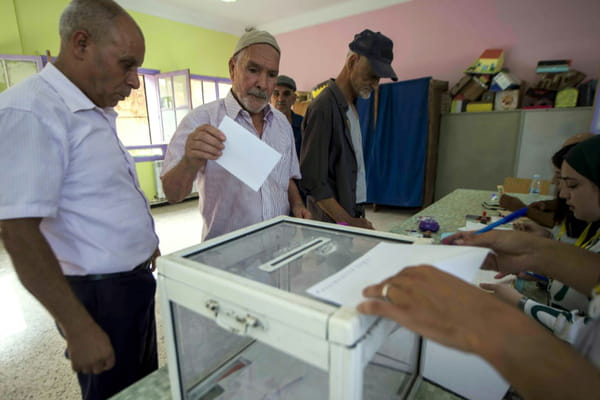 Algerian presidential election: waiting for results, Tebboune expected to win