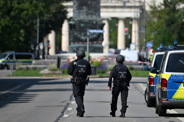 Israeli consulate targeted in &#39;terrorist attack&#39; in Germany