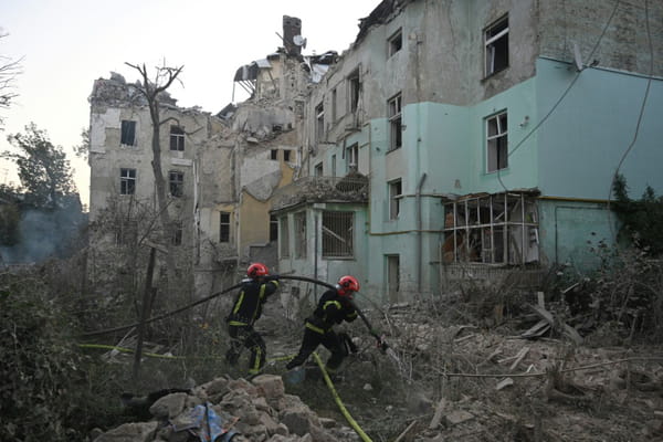 Ukraine: Deadly Russian strike in Lviv, major cabinet reshuffle