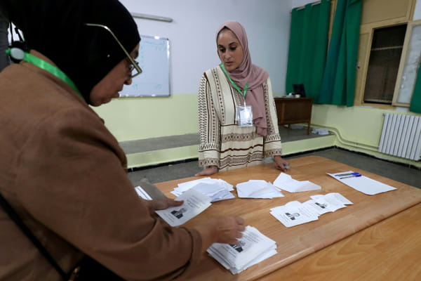 Algerian presidential election: waiting for results, Tebboune expected to win