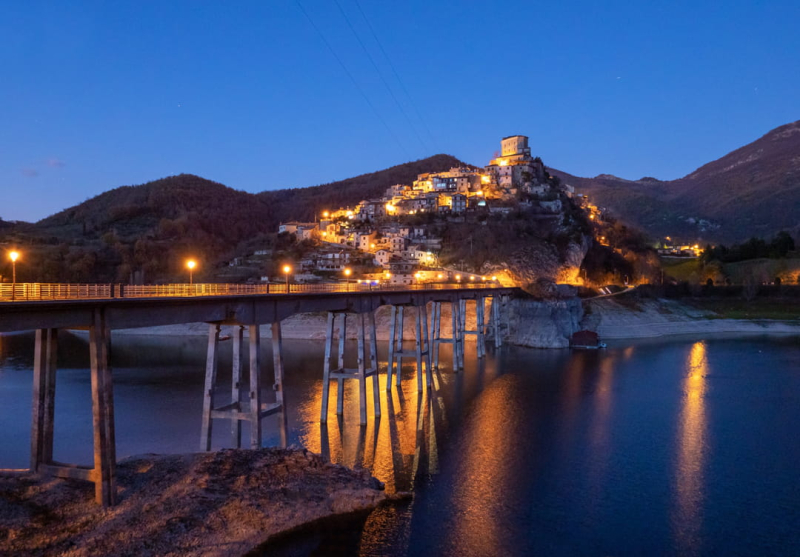 This village 1 hour from Rome is ignored by tourists, yet the view is sublime