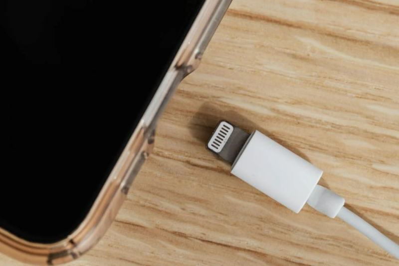 Why leaving your charger plugged in is a (very) bad habit