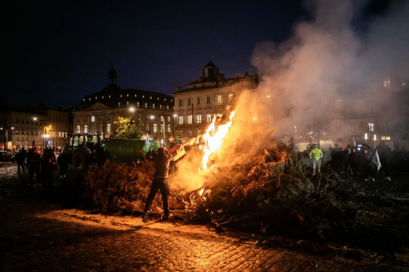 New outbreak of anger among farmers in France, fueled by an agreement with Mercosur