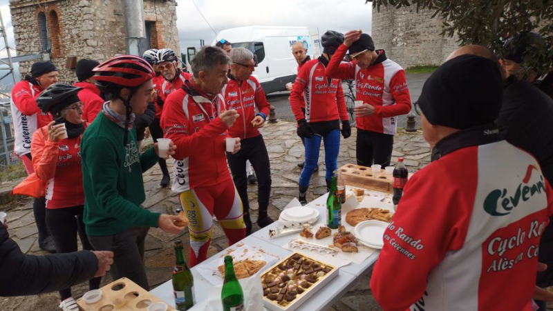 The Cyclo rando Alès en Cévennes offers an ascent to the summit of the Hermitage to respect the end of the year tradition