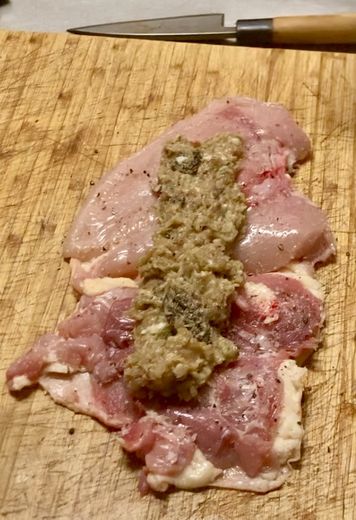 Podcast. Gourmet strolls: "Poultry ballotine with morels and celeriac", a recipe by chef Daniel Lutrand (Pastis)