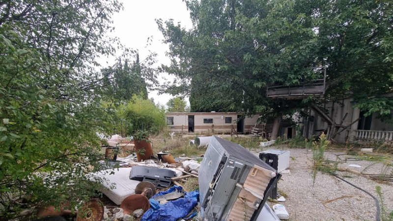 Montpellier-Perpignan TGV line: these houses bought by the SNCF are falling into ruin in Poussan