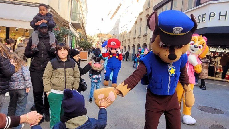 "It&#39;s very nice": a final magical burst in the streets of Alès city centre before Christmas Eve