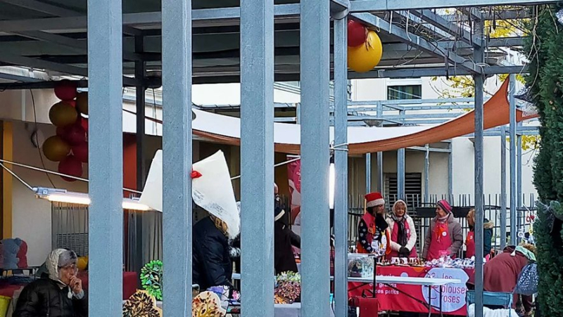 A Christmas market at the nursing home