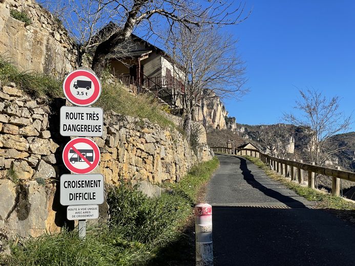 La Lozère en hiver (3/4) : atterrissage sur le causse Méjean, cette "île en plein ciel"