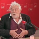 “He was putting a…”: this improbable piece of information dropped by Jacques Weber on Johnny live on France Inter